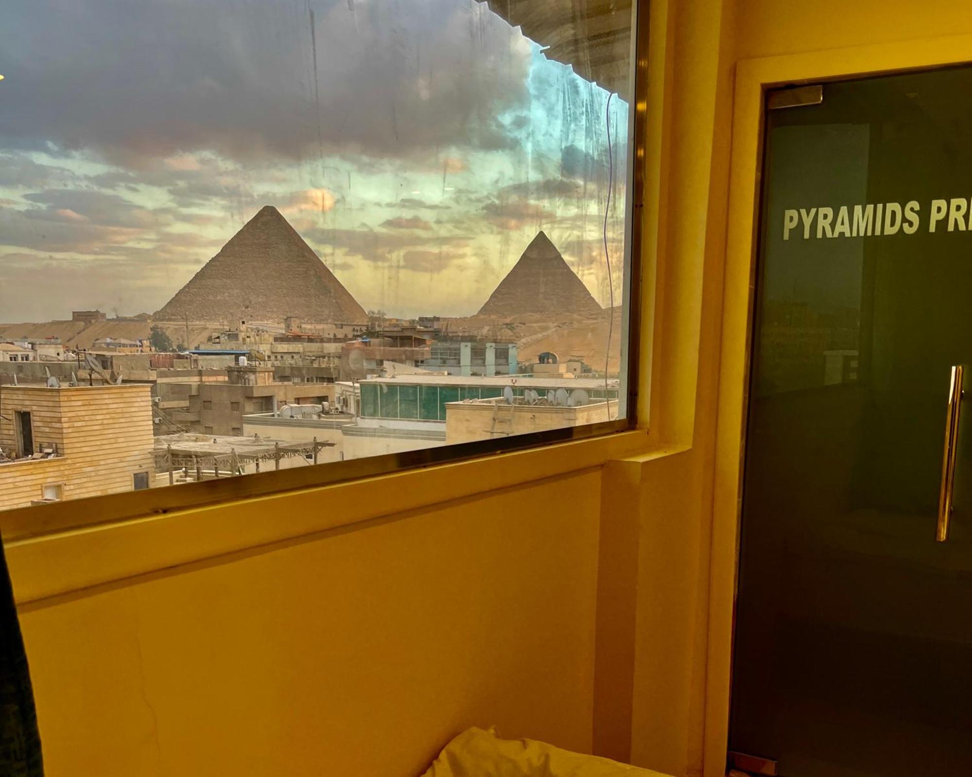 Pyramids Pride Inn Kafrat al Jabal Luaran gambar