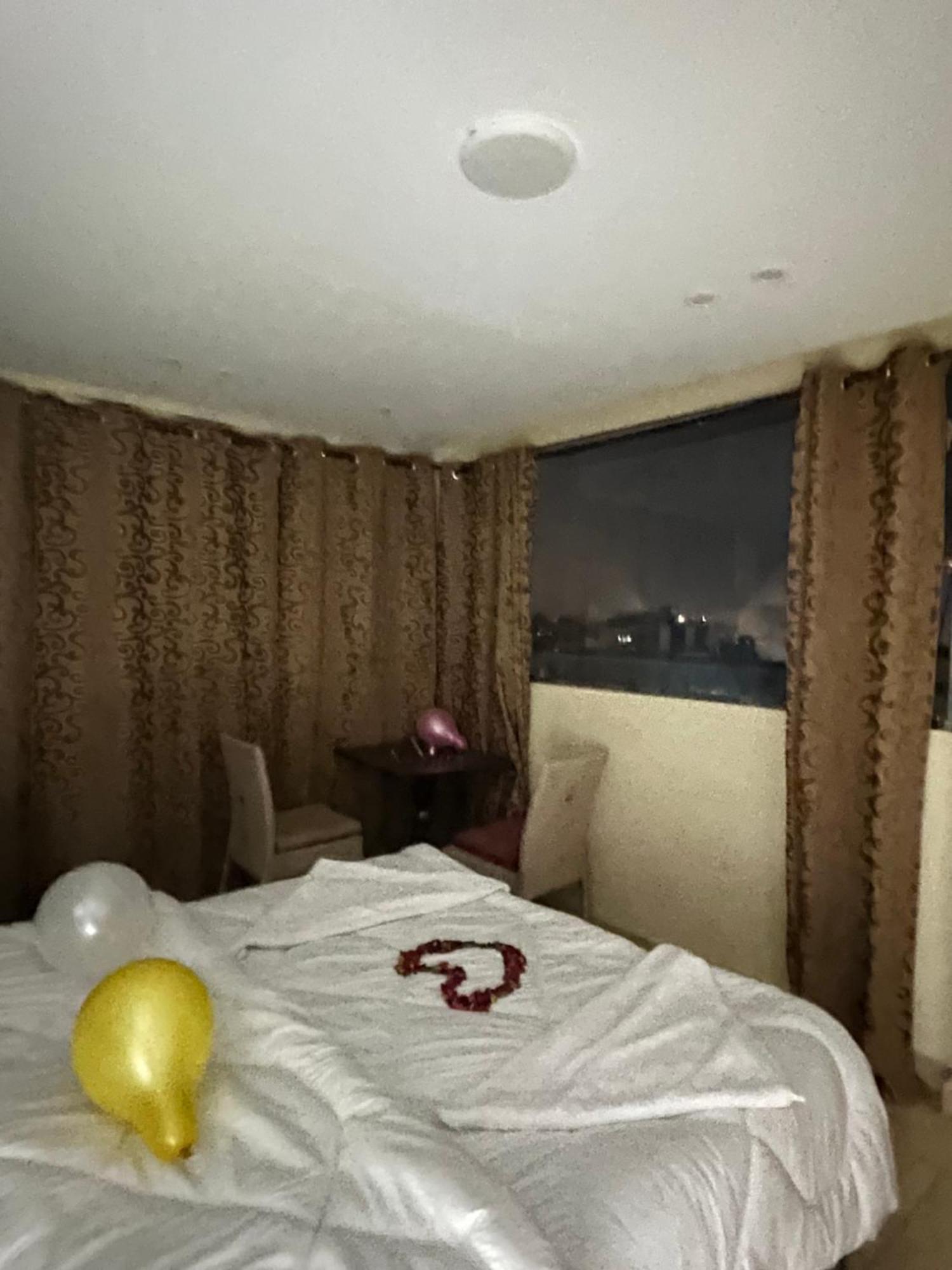 Pyramids Pride Inn Kafrat al Jabal Luaran gambar