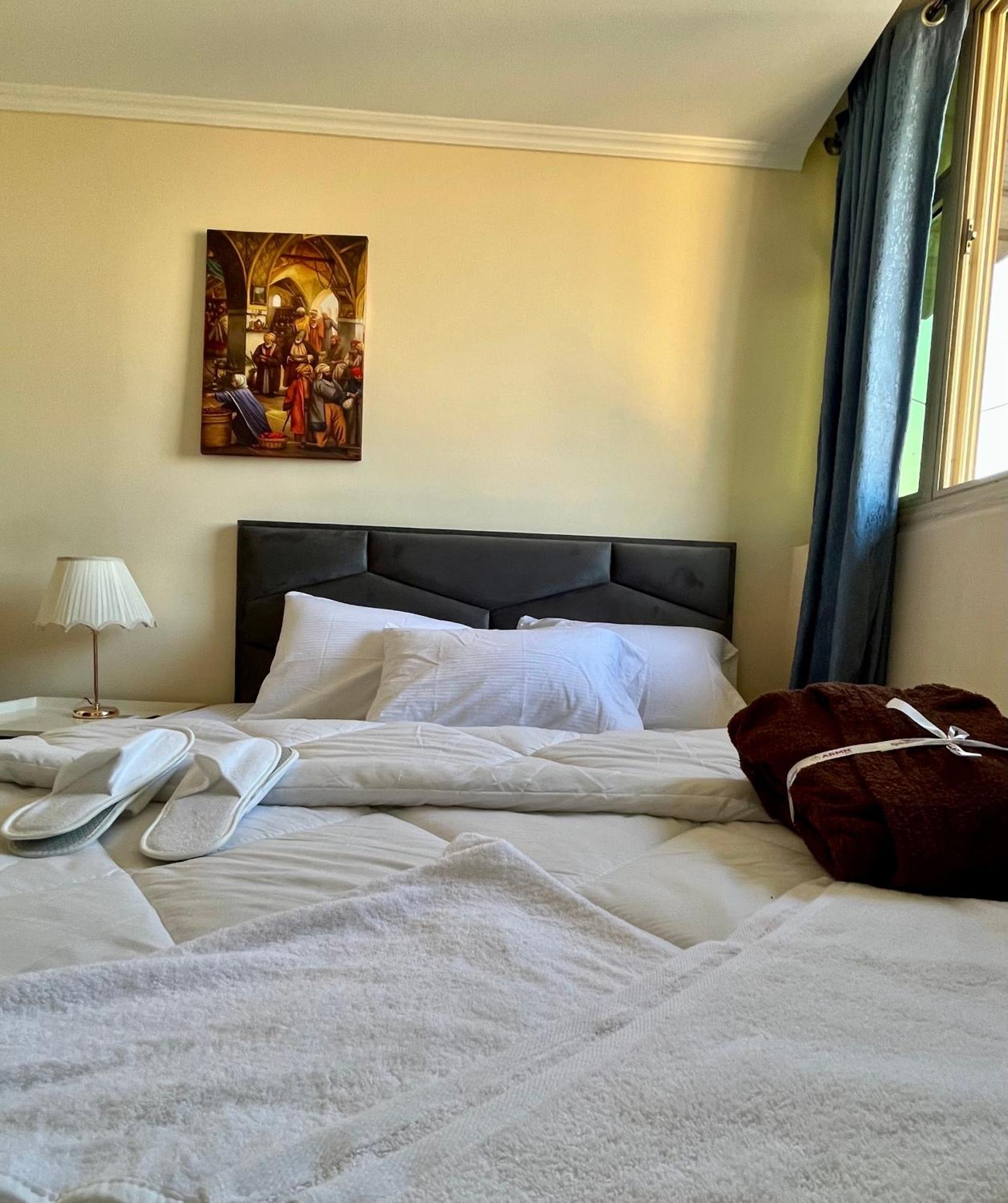Pyramids Pride Inn Kafrat al Jabal Luaran gambar